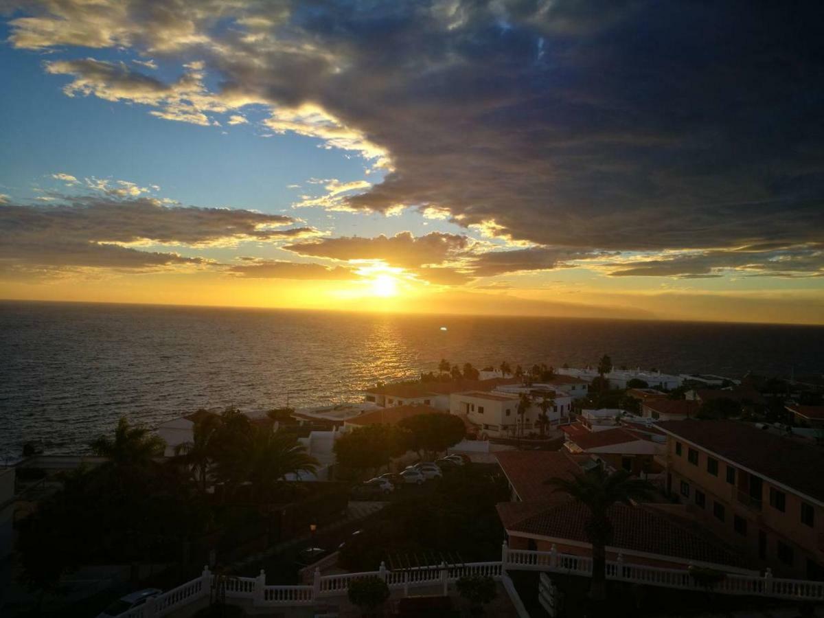 Volcano Beach Views & Wifi Puerto de Santiago  Luaran gambar